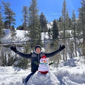 Meet your Posher, Yoan m